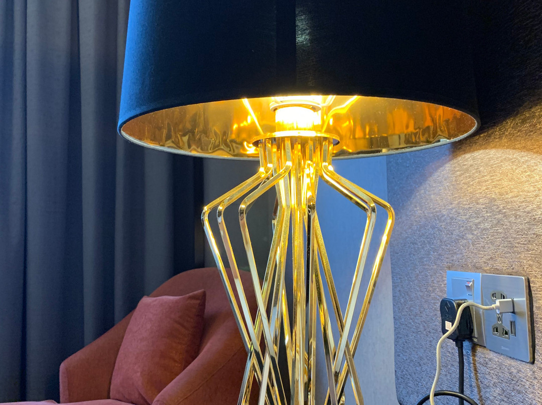 新世界套房酒店主图