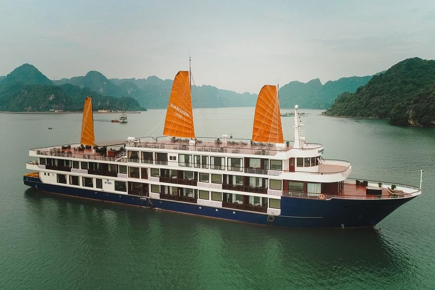 Halong Bay Cruise景点图片