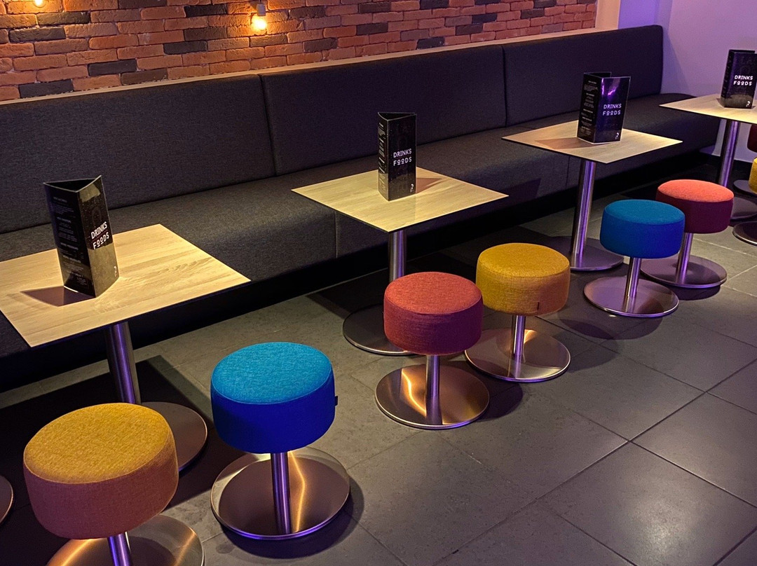 WhyNot Bar-依云必去景点