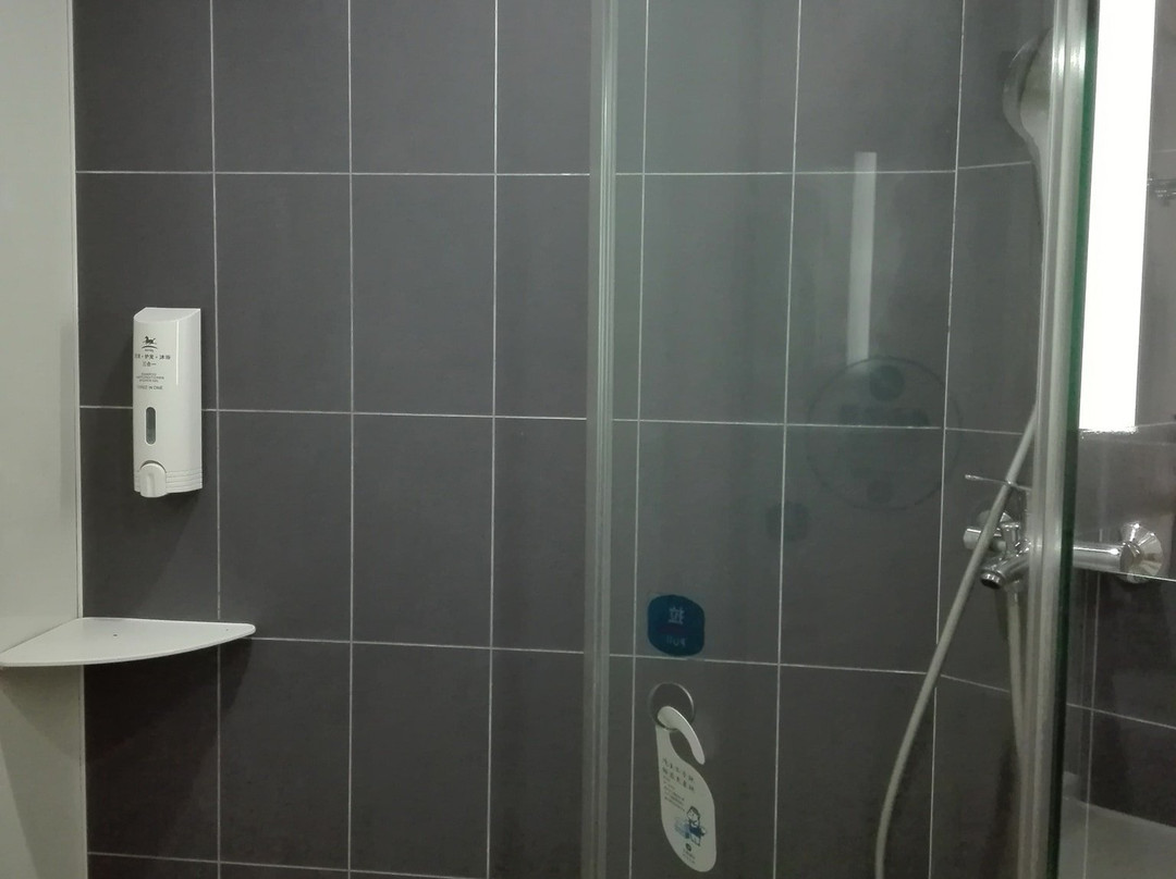 汉庭成都天府广场地铁站酒店主图