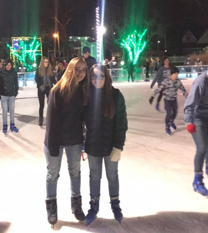 Lawrence Plaza Ice Rink and Splash Park-本顿维尔必去景点