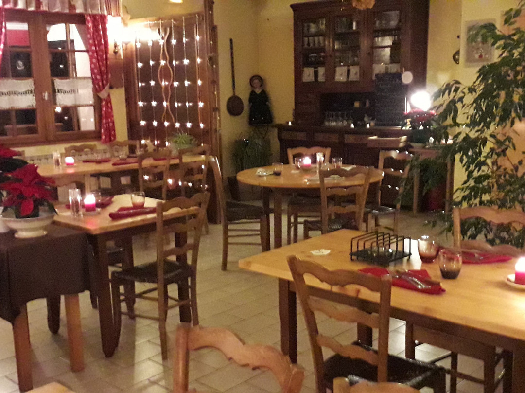 庞瑟拉蒙客栈主图