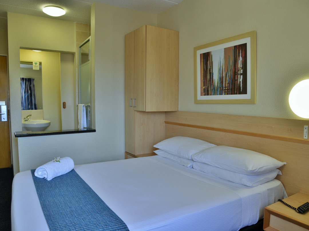 N1 城路边小屋主图