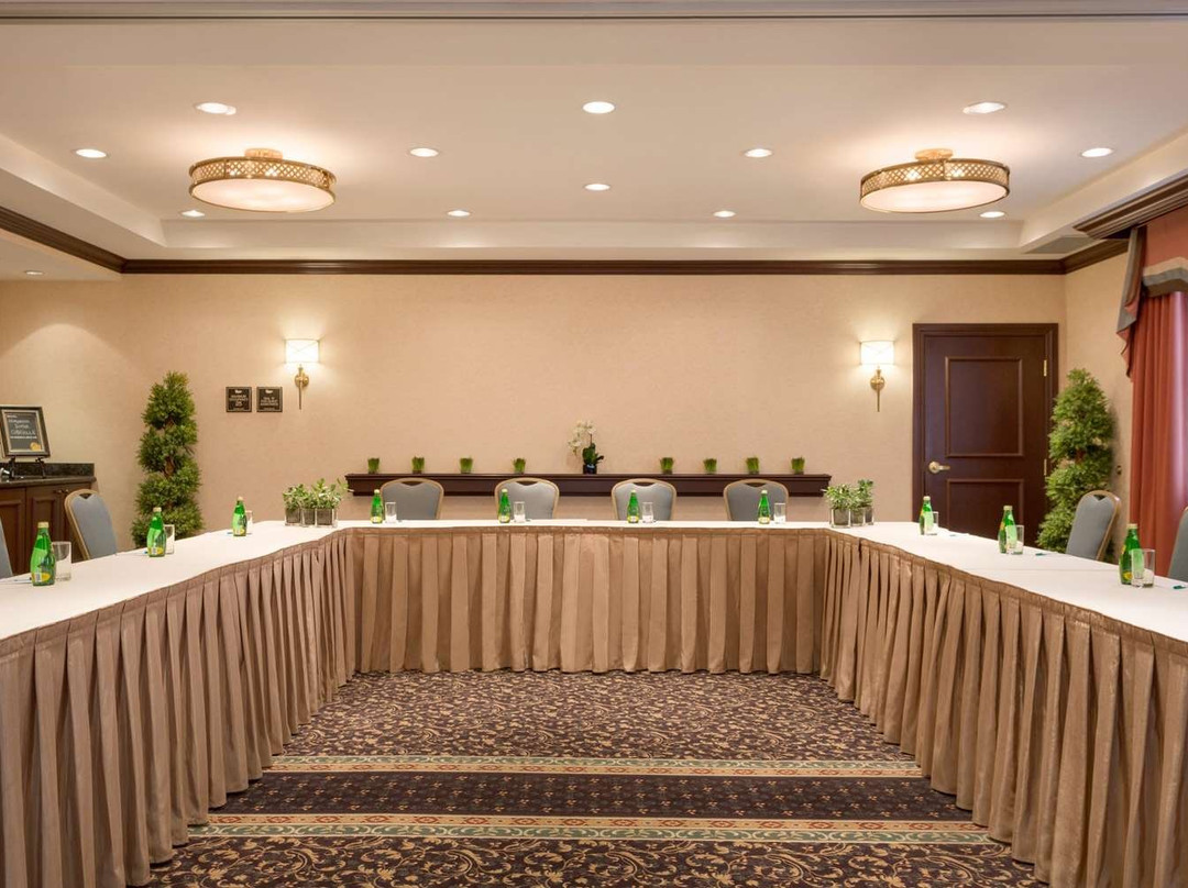 Homewood Suites By Hilton Toronto Oakville主图