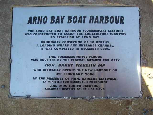 Arno Bay Boat Harbour景点图片