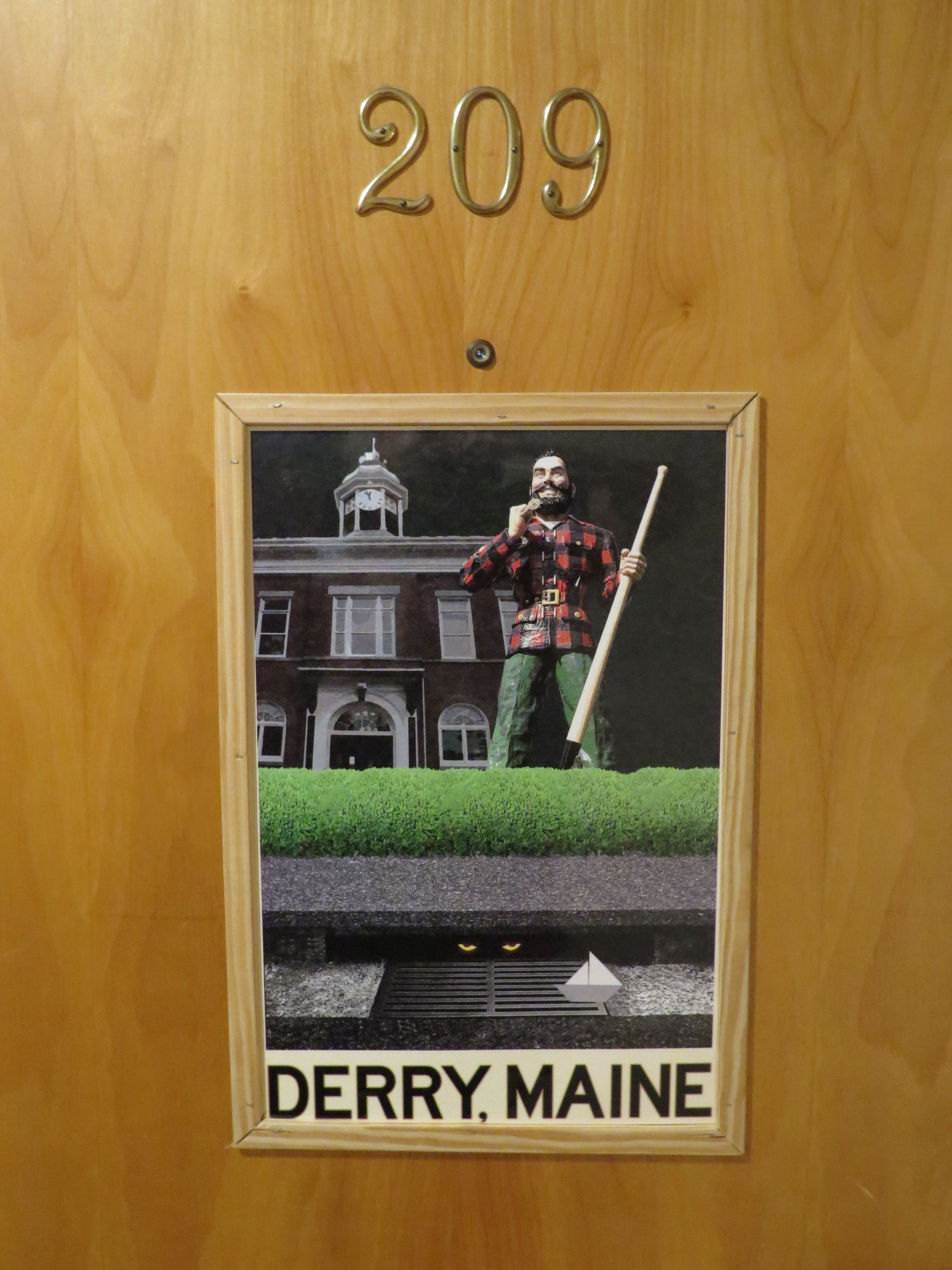 查尔斯旅馆-portrait