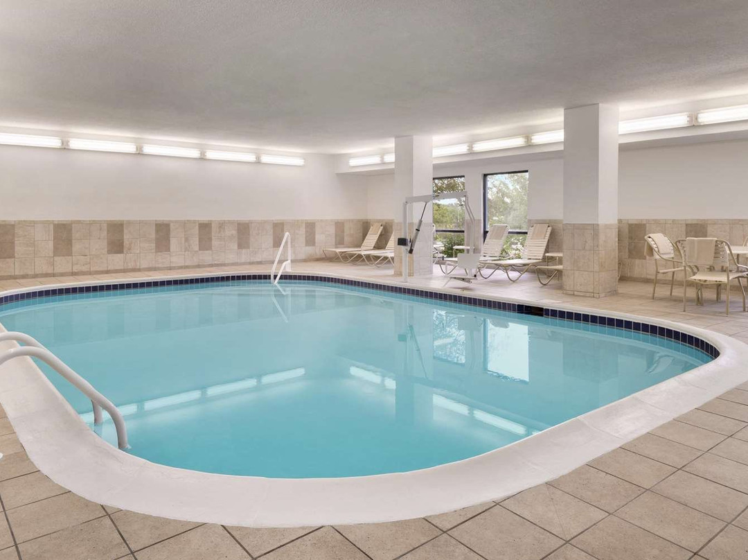 Hampton Inn Zanesville主图