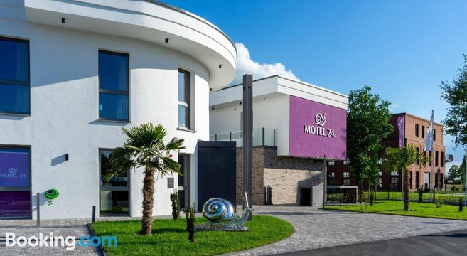 24 号汽车旅馆主图