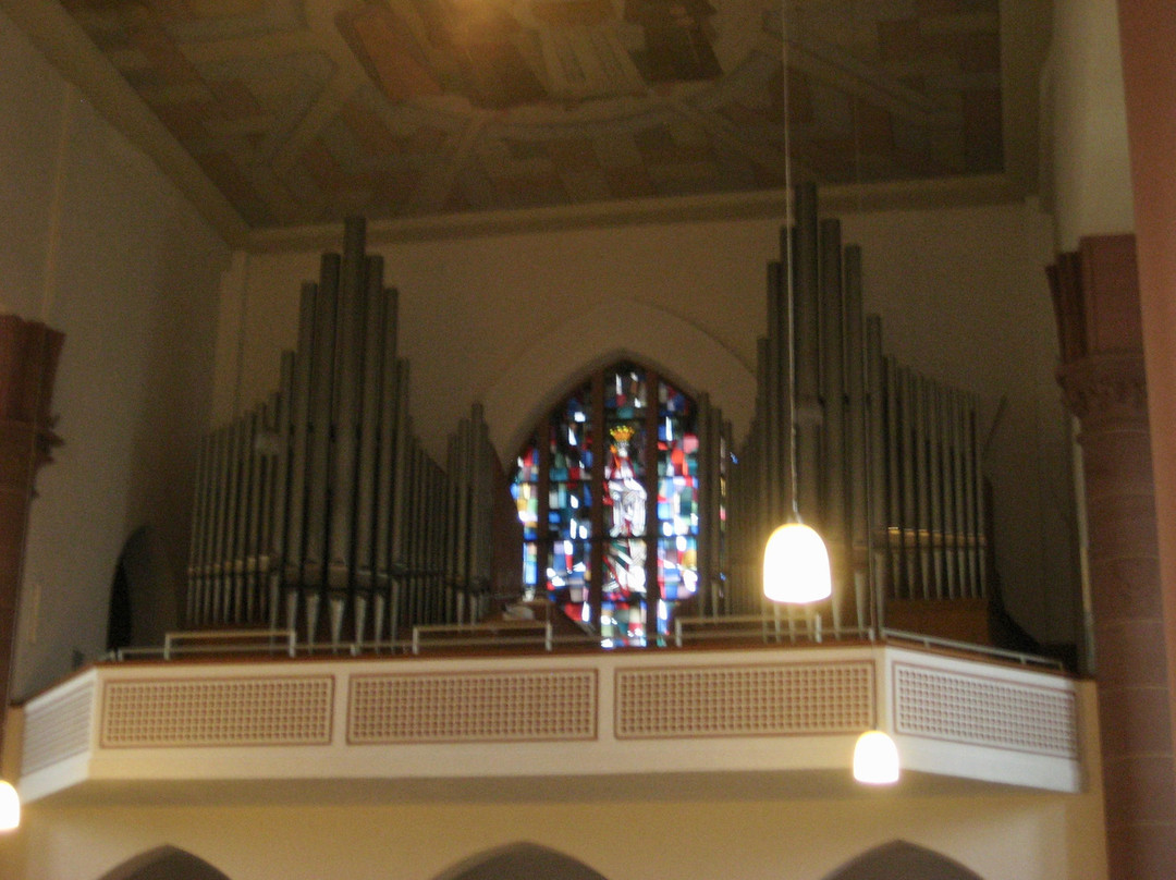 St. Pirminius Kirche-Pirmasens必去景点
