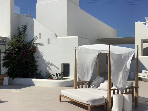 18 Grapes Hotel主图