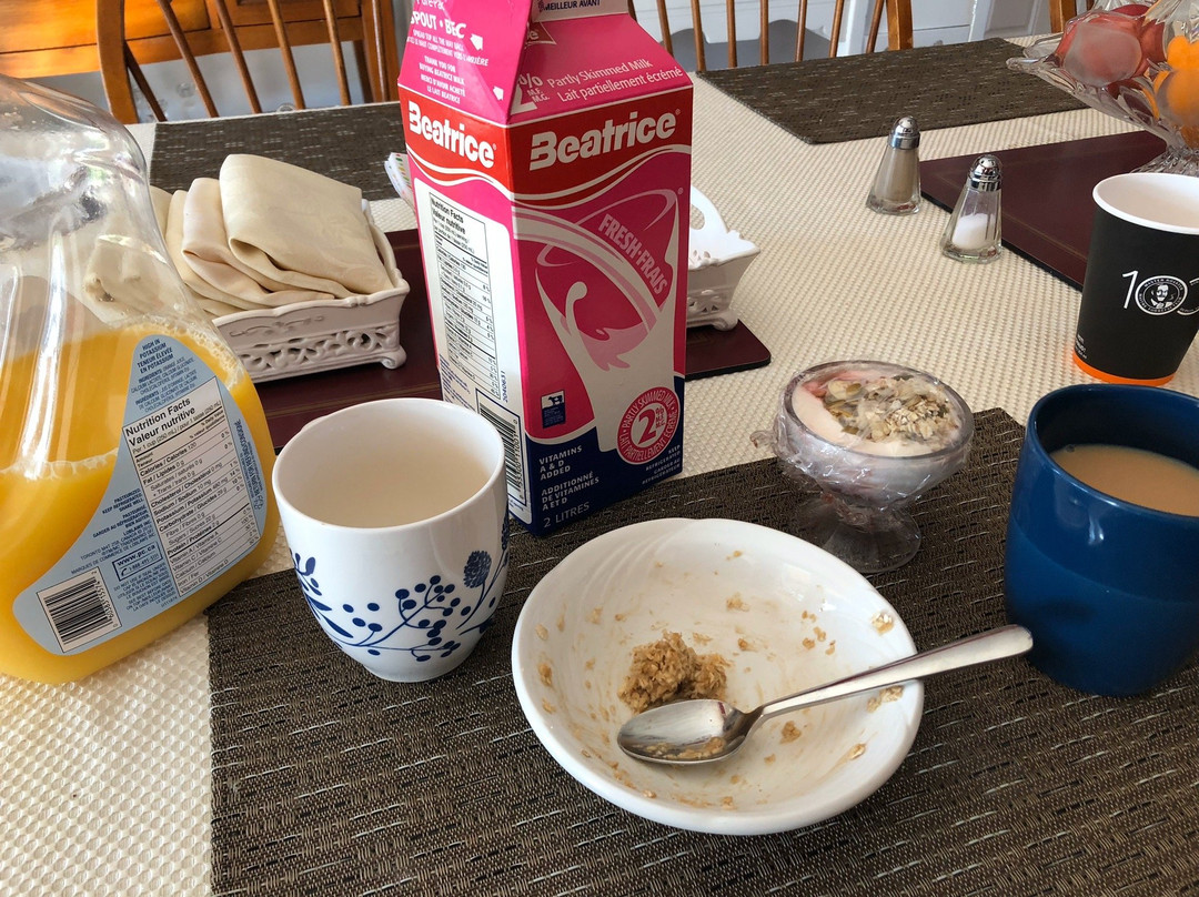 Lakeview Manor B&B主图