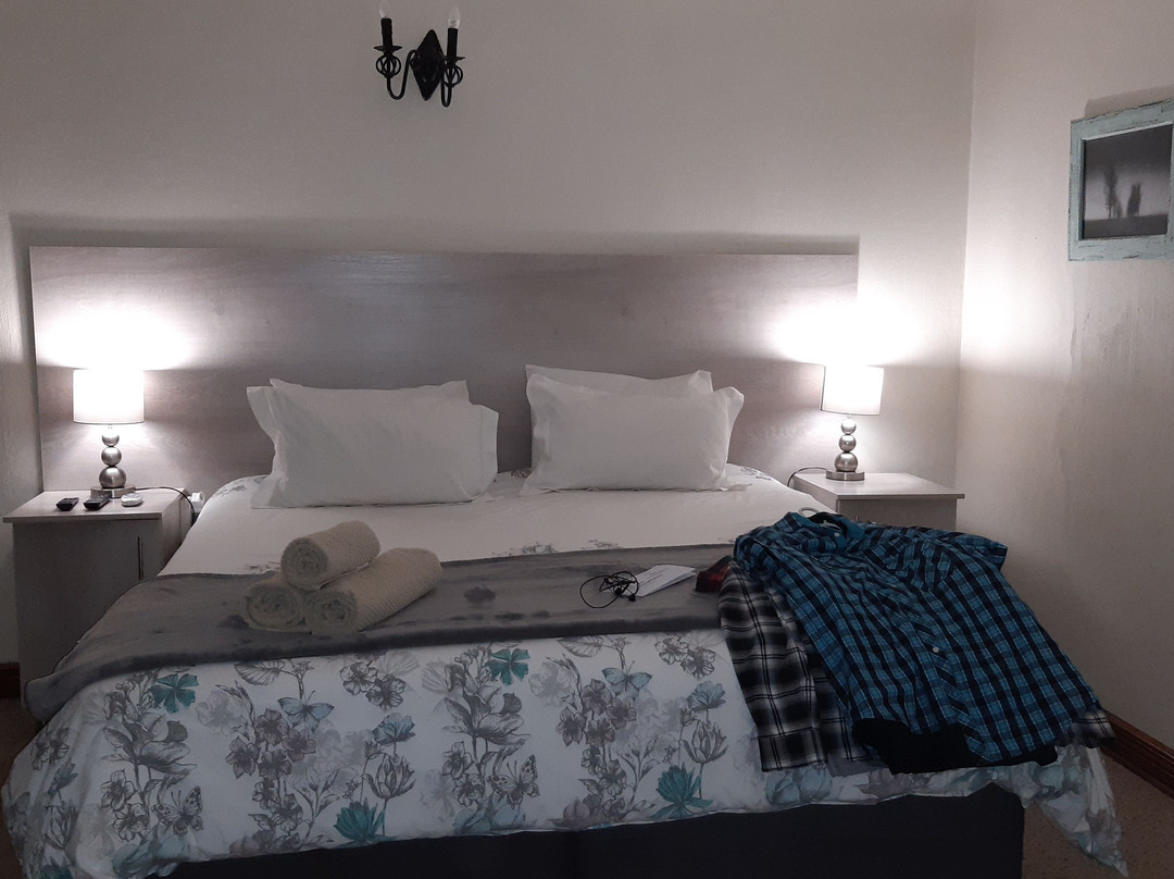 12 On Vaal Drive Guesthouse主图