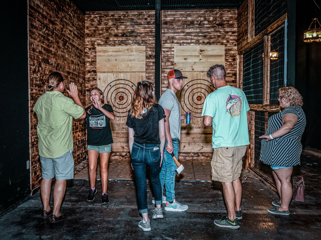 Bad Axe Throwing Spanish Fort