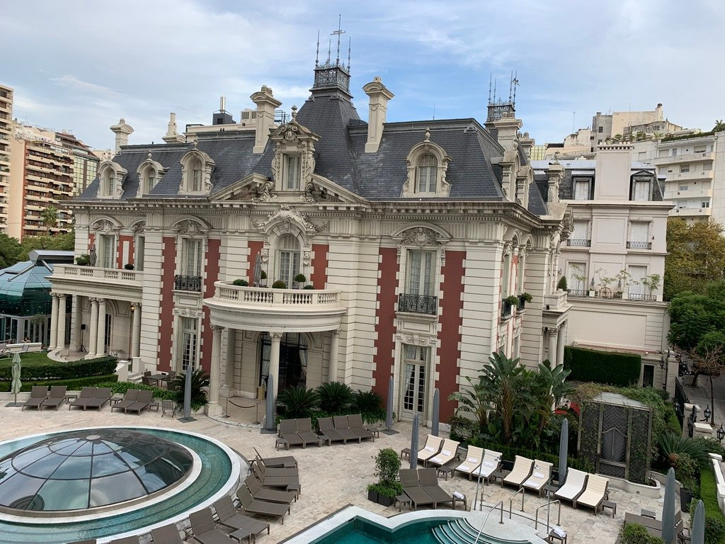 布宜诺斯艾利斯四季酒店主图