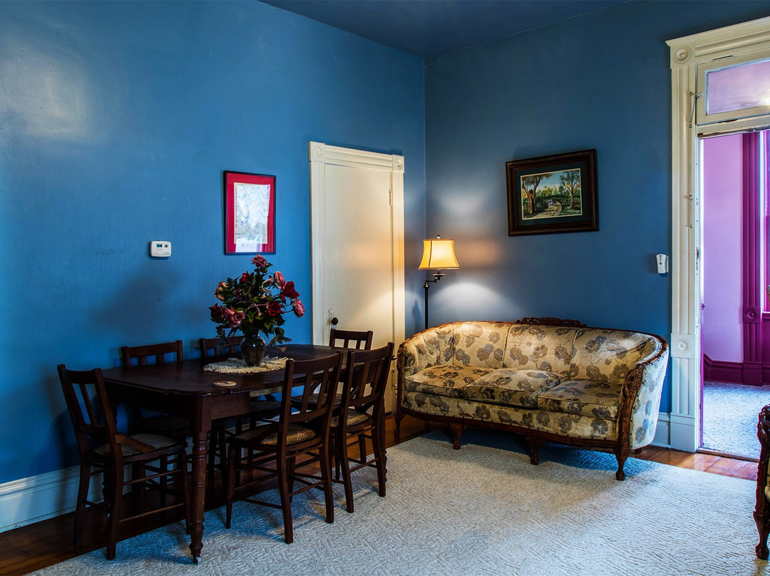 Heritage Lodging Bed and Breakfast主图