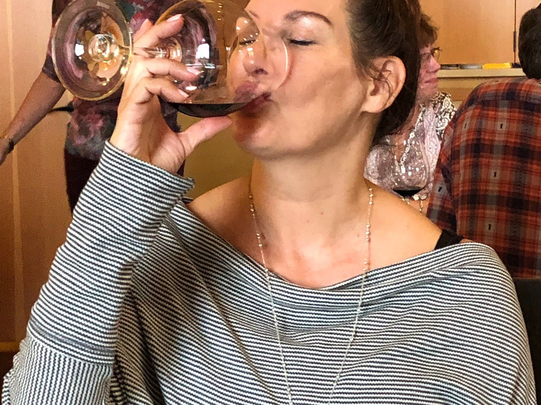 A Great Oregon Wine Tour-波特兰必去景点