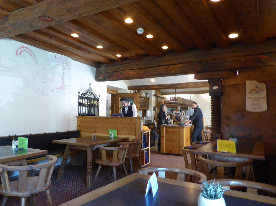 Hotel Weisses Kreuz主图