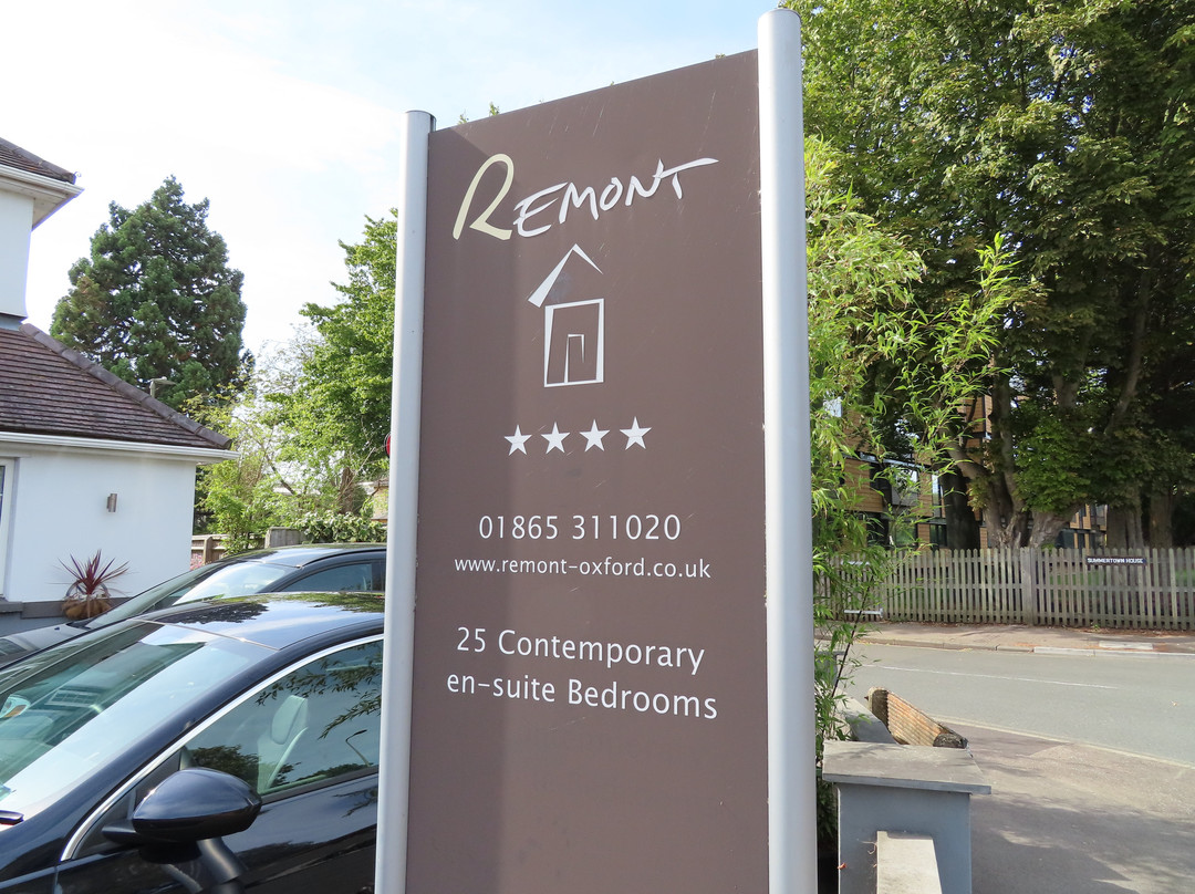 雷蒙特牛津酒店主图