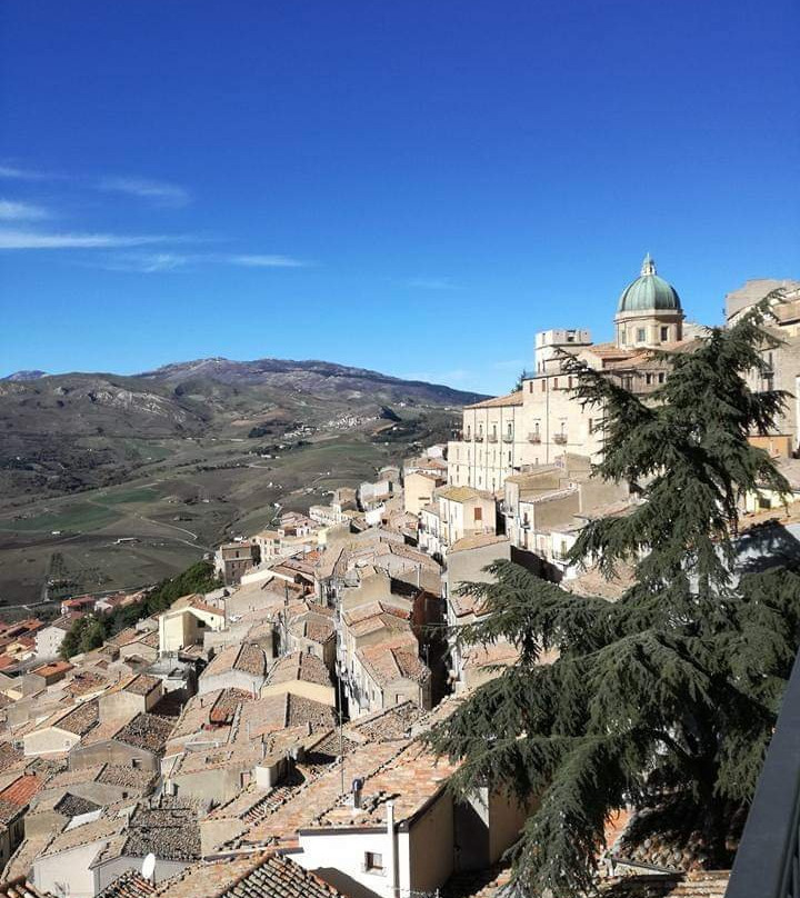 Palazzo Bongiorno-Gangi必去景点