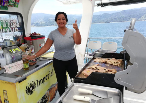 Catamarán Tucán Arenal-Nuevo Arenal必去景点