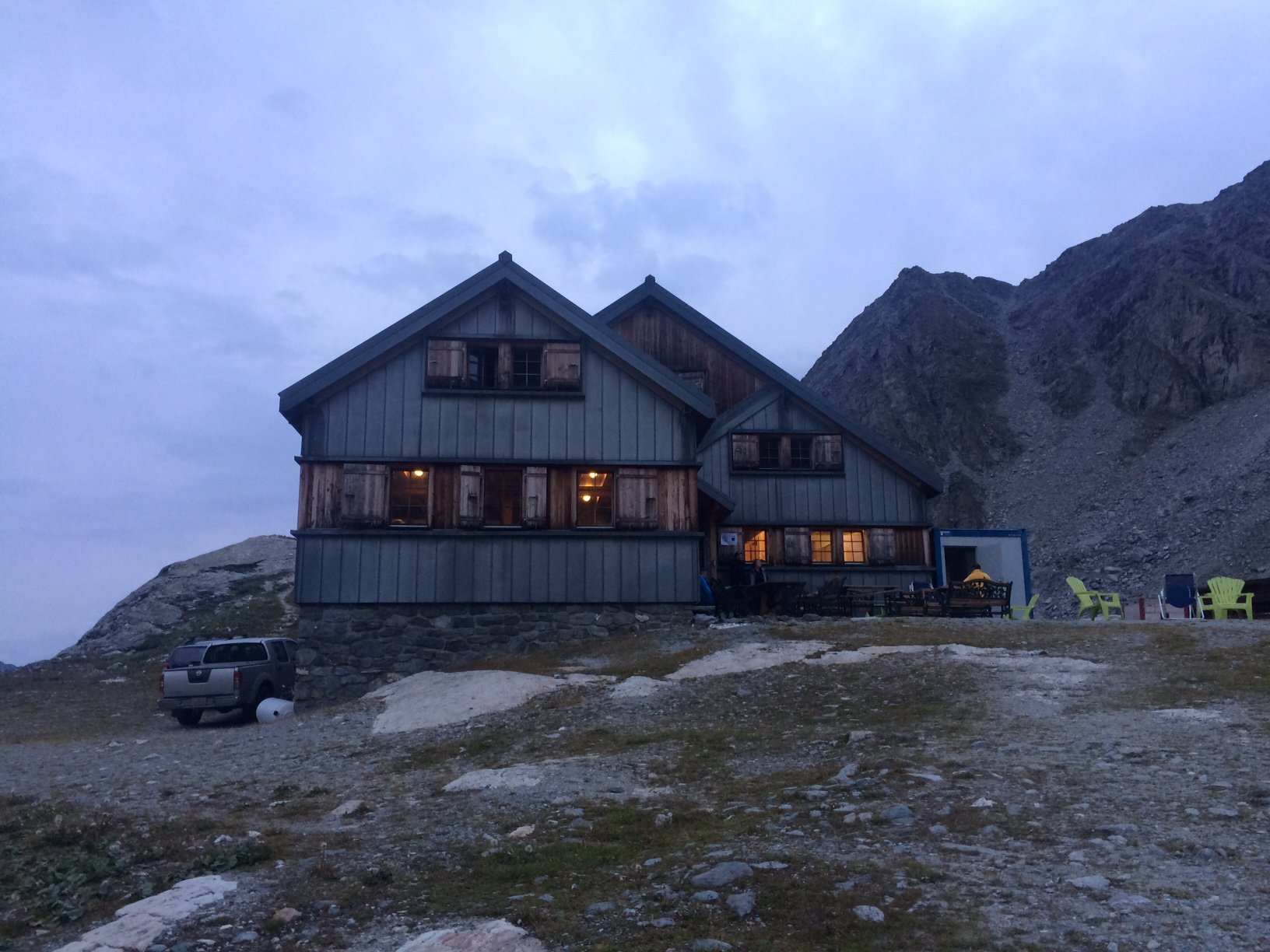 Cabane de Prafleuri-官方