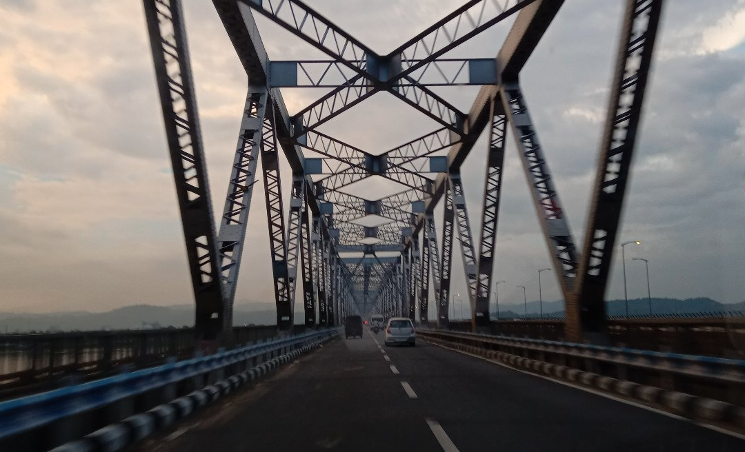Saraighat Bridge景点图片
