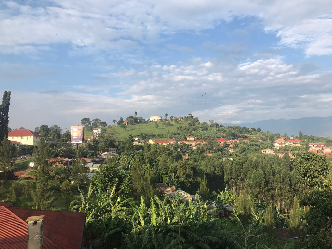 Reinah Tourist Hotel主图