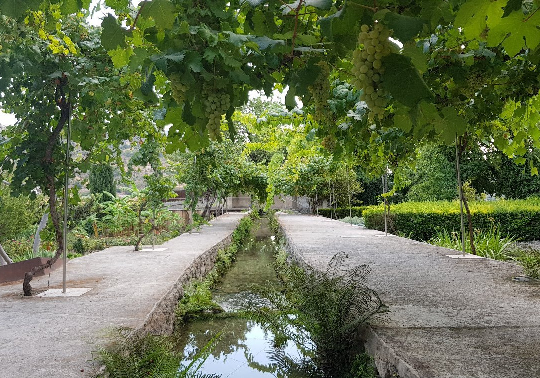 Jardin Nazari-Velez de Benaudalla必去景点