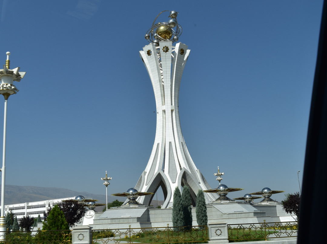 Ylym Monument-阿什哈巴德必去景点