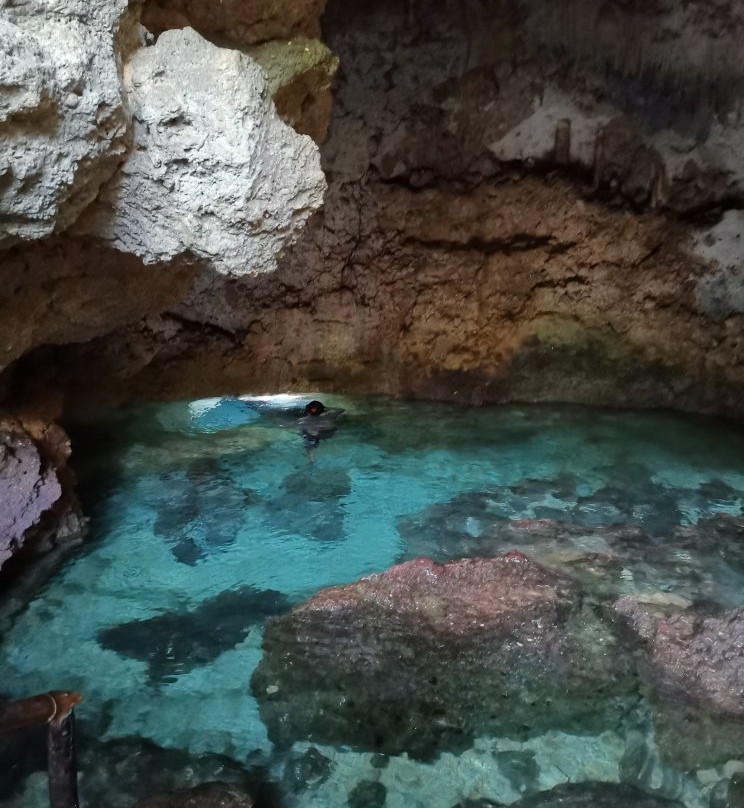 Combento Cave景点图片