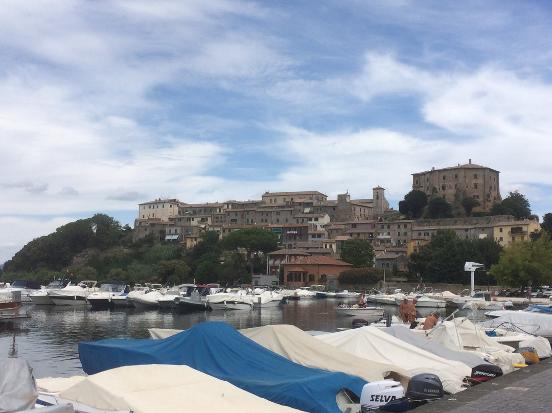 Porto Turistico-Capodimonte必去景点