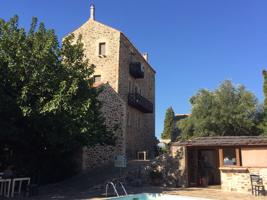 Pyrgos Petropoulaki主图