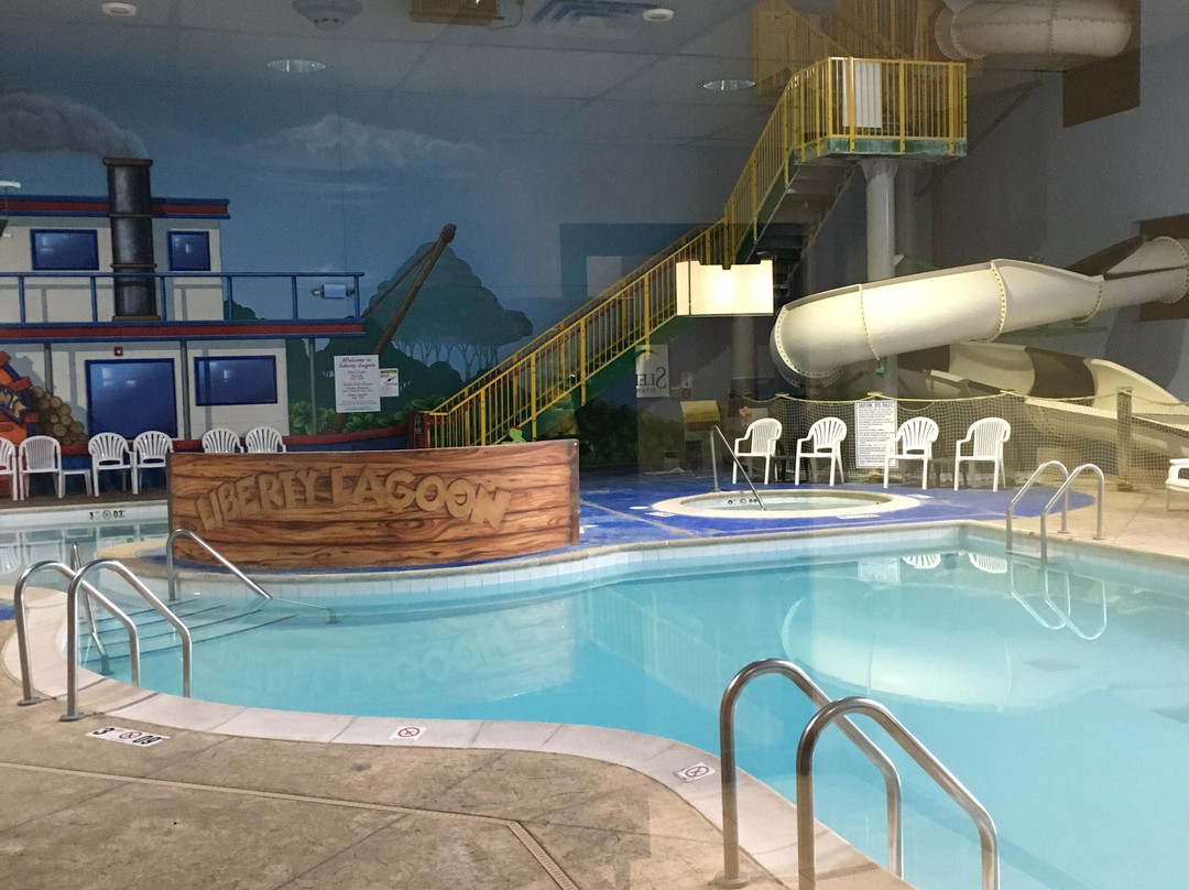 Sleep Inn & Suites Indoor Waterpark主图
