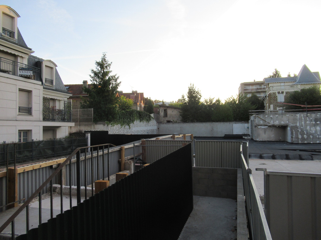 Centre Thierry Le Luron-Le Raincy必去景点