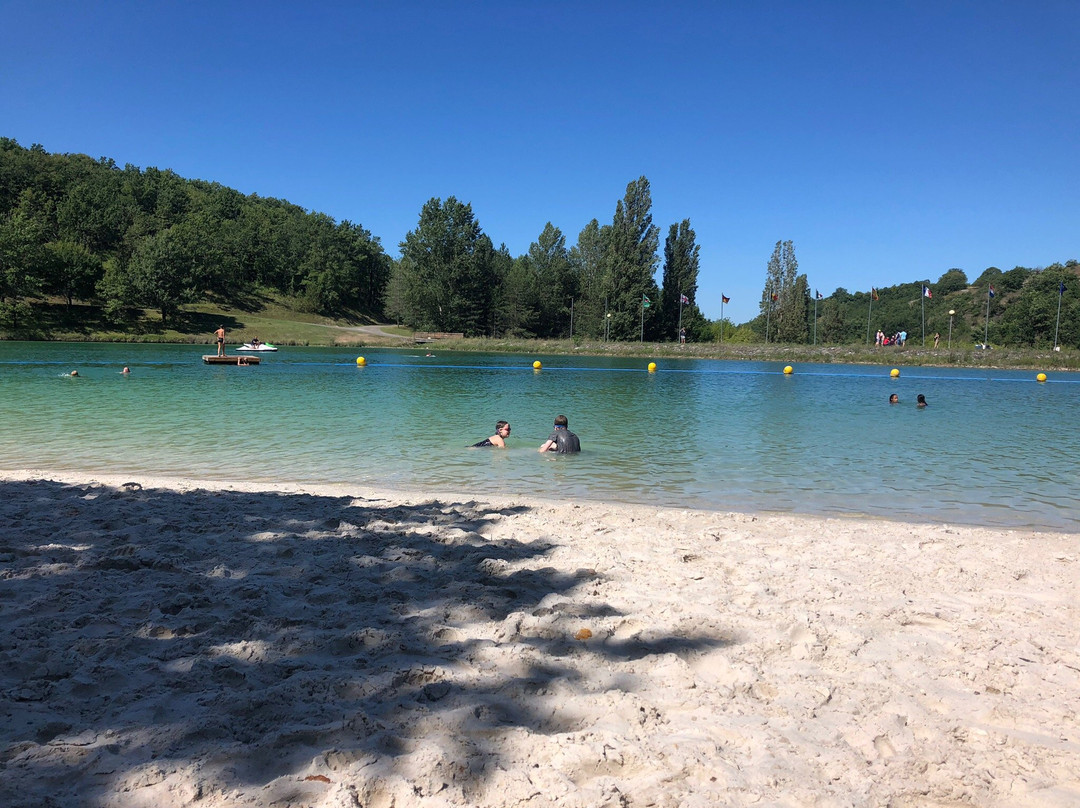 Montaigu Plage景点图片