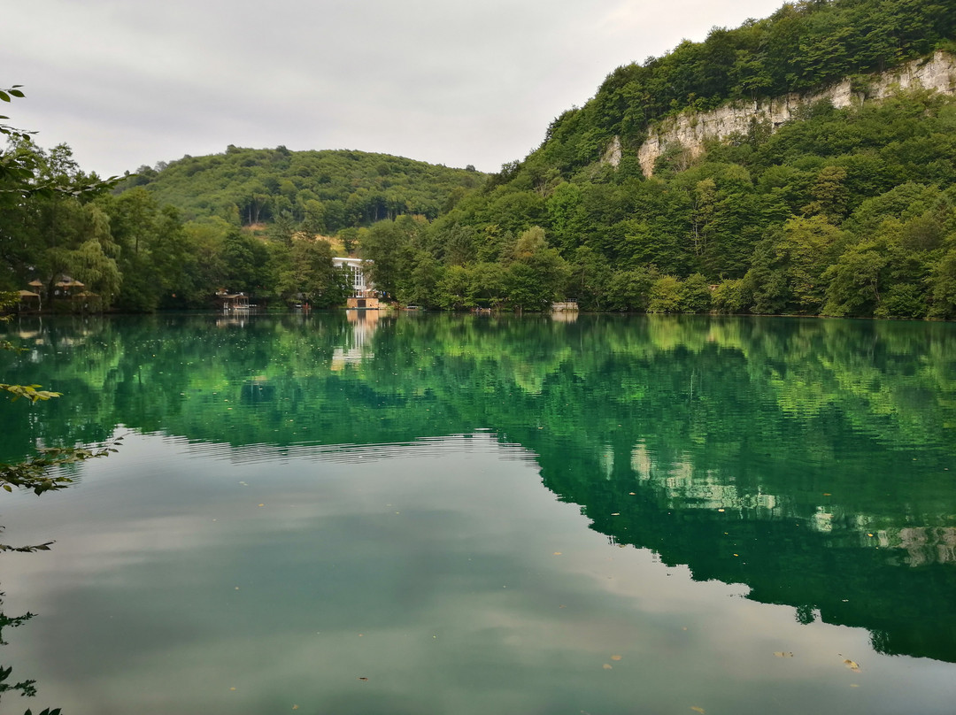 Blue Lake景点图片