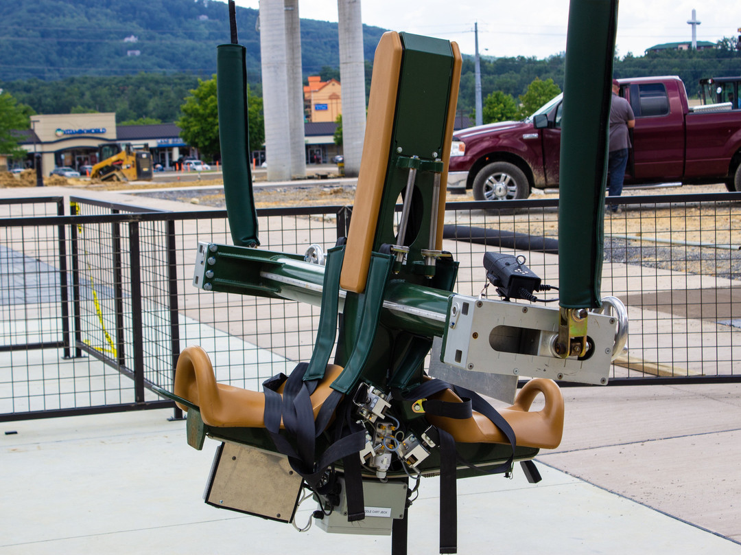 The Mountain Monster-皮金福奇必去景点