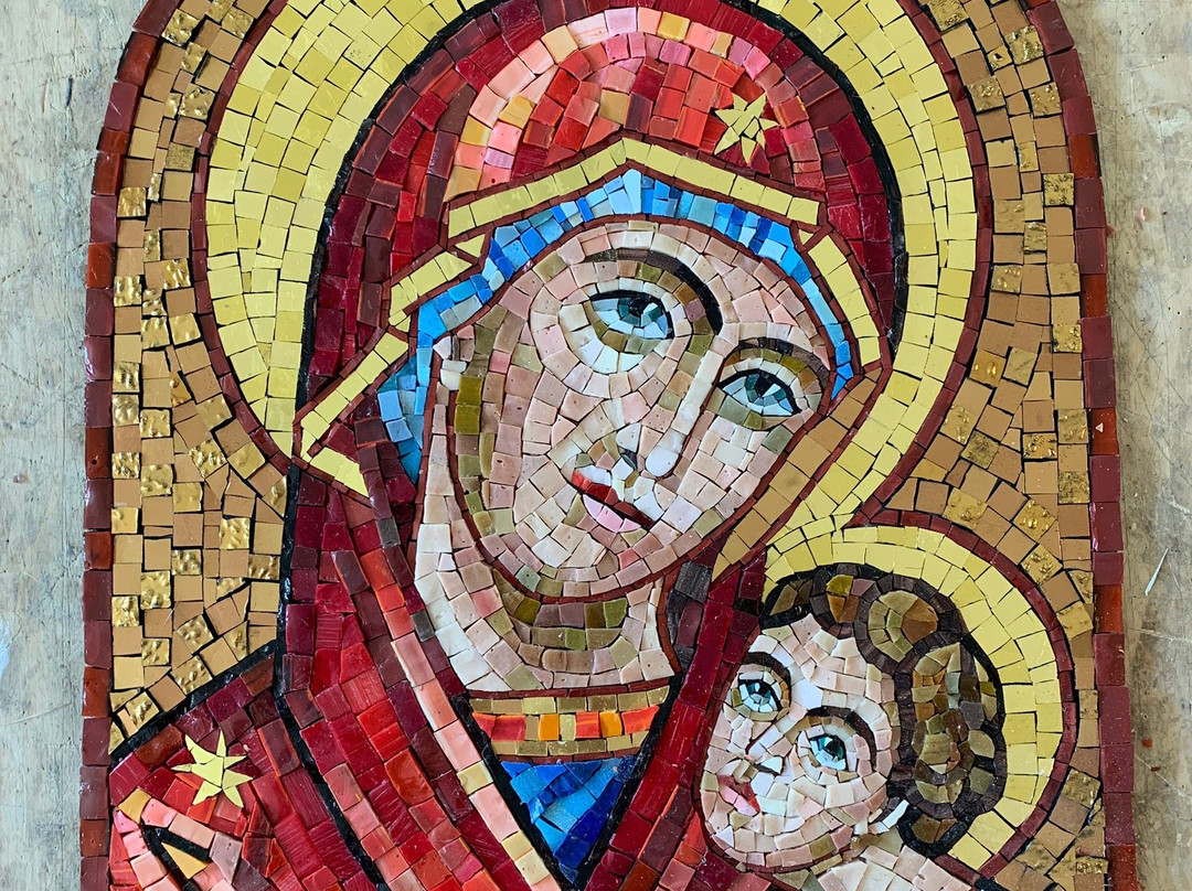 Favret Mosaici Artistici Since 1933-彼得拉桑塔必去景点