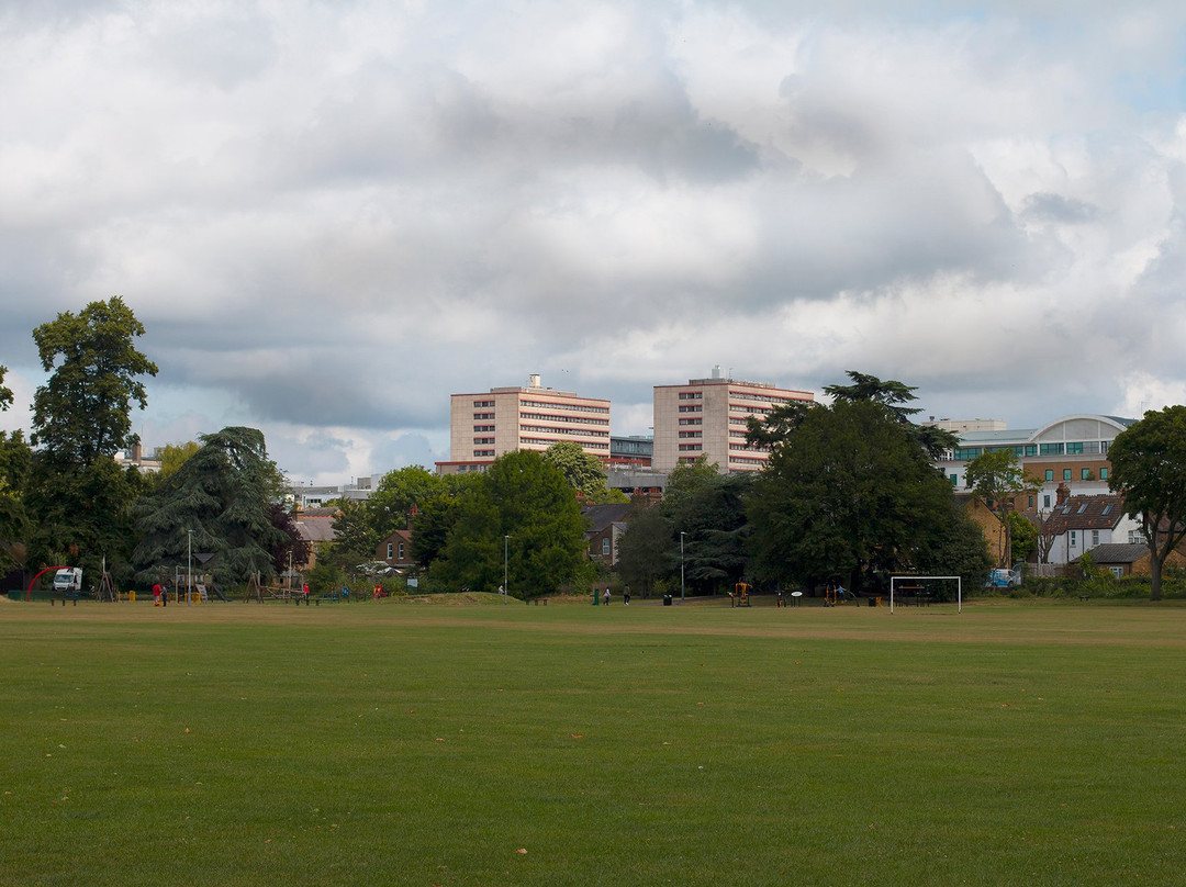 Rockingham Recreation Ground景点图片