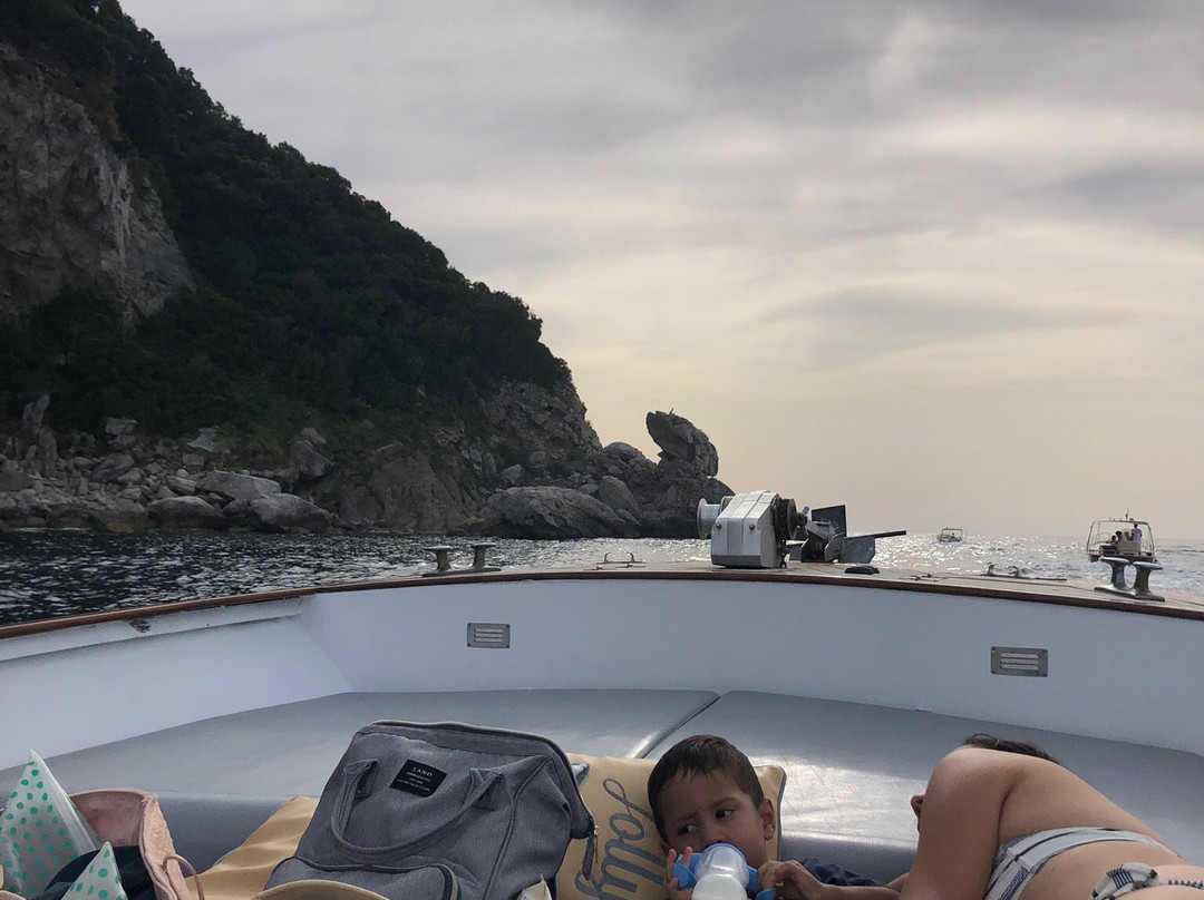 Capri Relax Boats景点图片