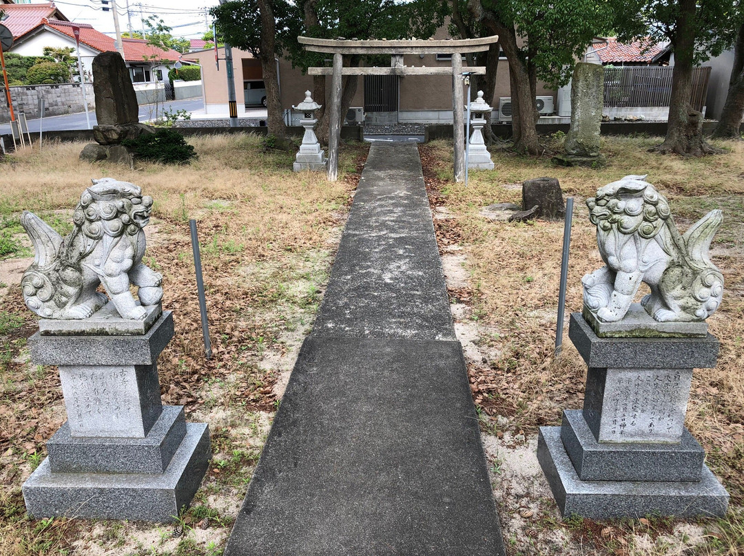 Shinden Shrine景点图片