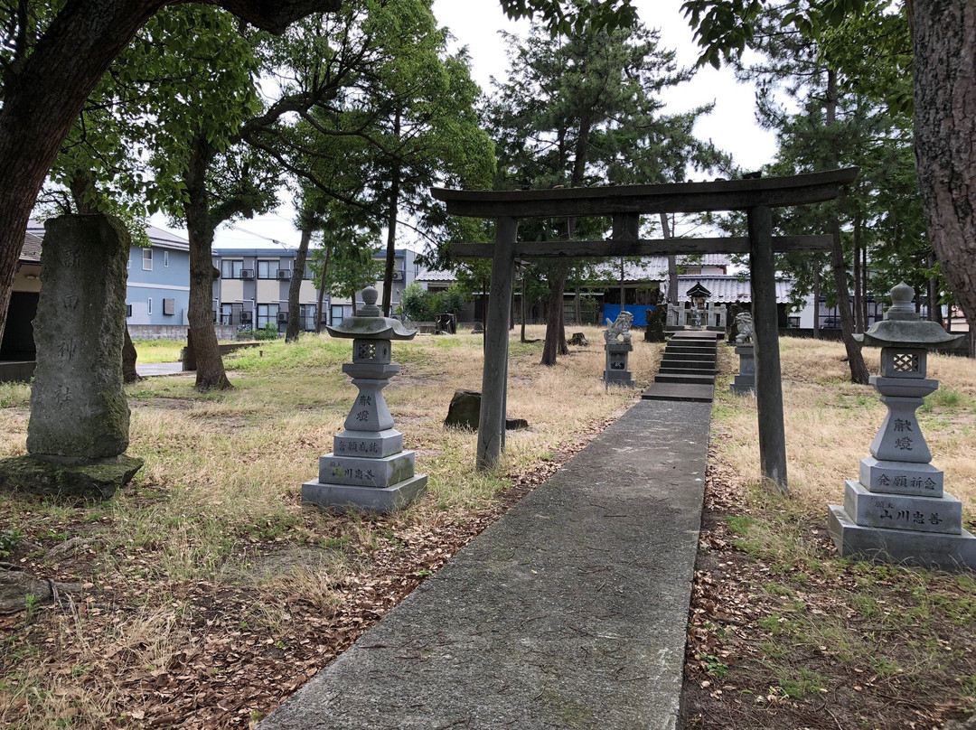 Shinden Shrine景点图片