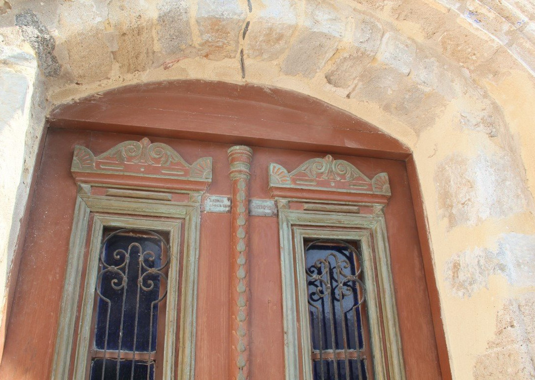 Taxiarchis Monastery景点图片