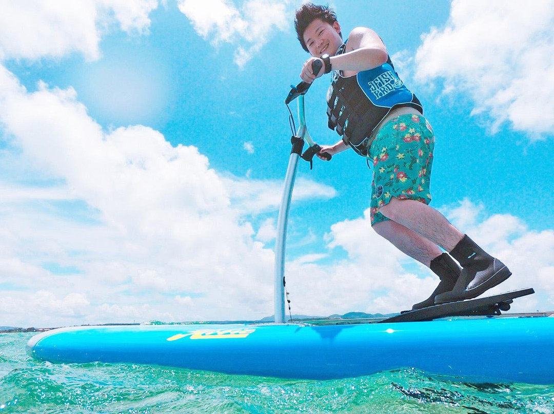 COCONUTS CLUB-Kouri-jima必去景点