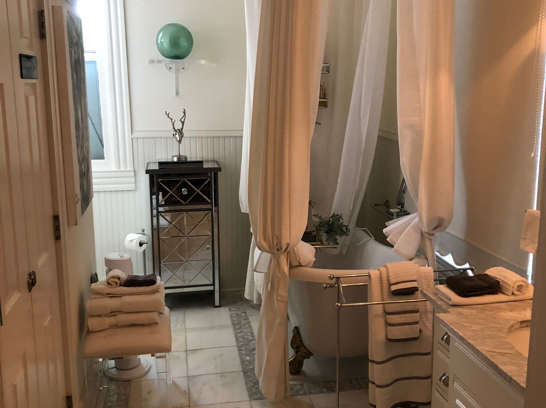 John Thomas Bed and Breakfast主图