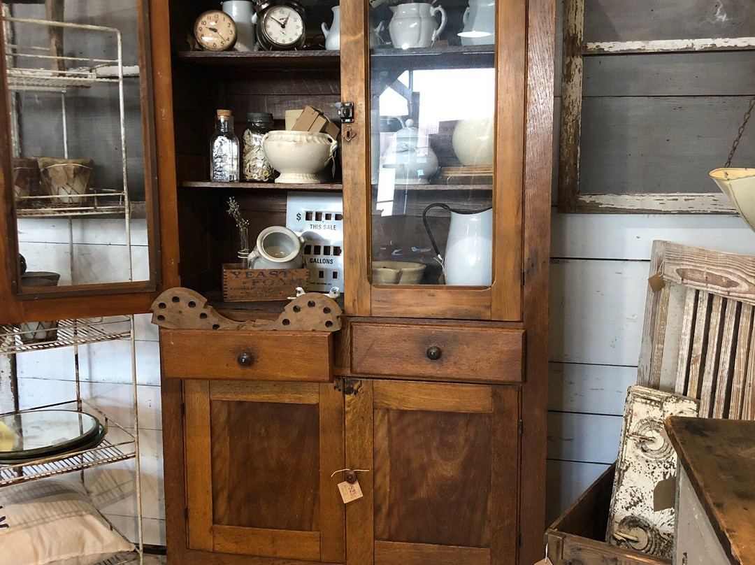 Antique Company Mall-麦金尼必去景点