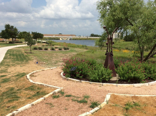 Cedar Park Sculpture Garden-斯德伯克必去景点