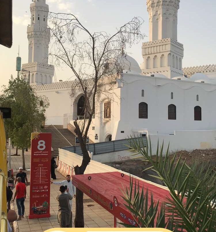 双向清真寺景点图片