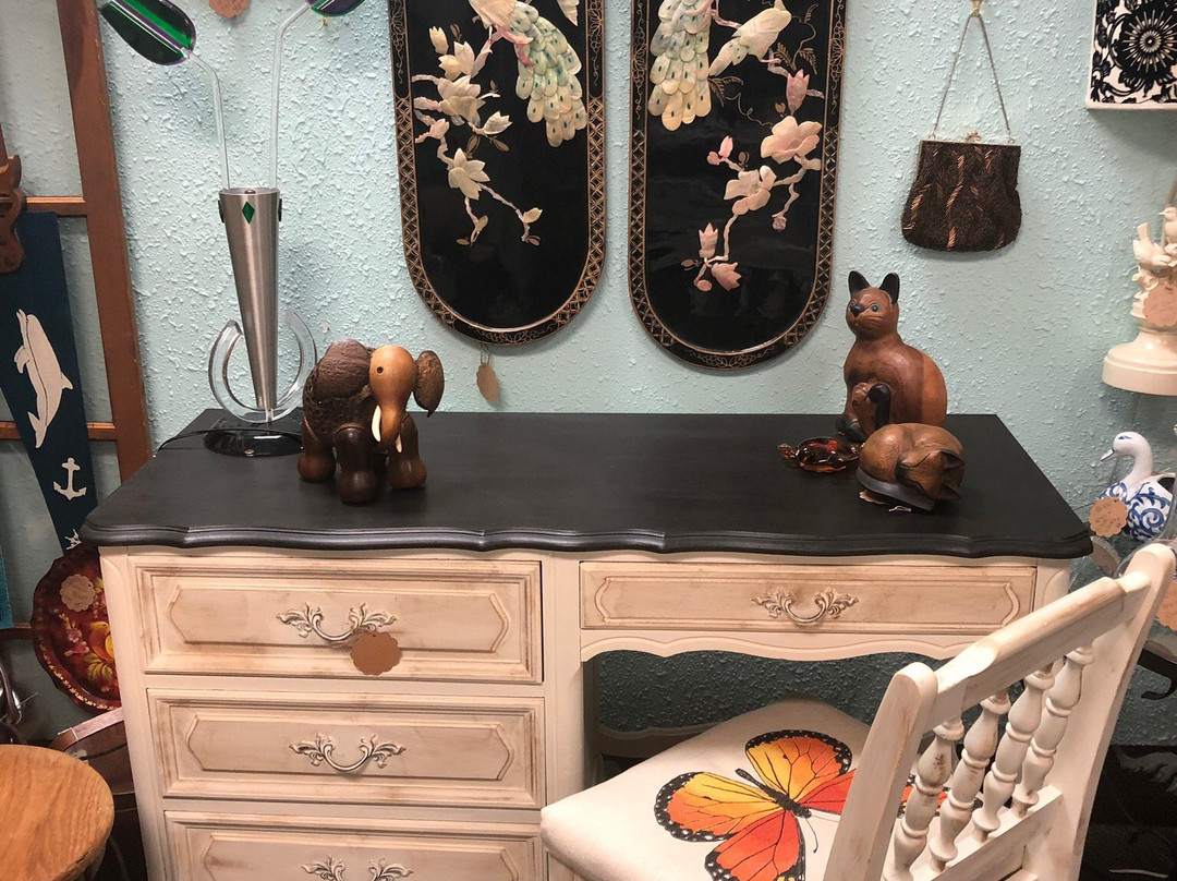 Then & Now Gallery-Jensen Beach必去景点