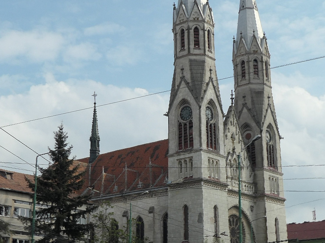 Elisabetin Romano-Catholic Church景点图片